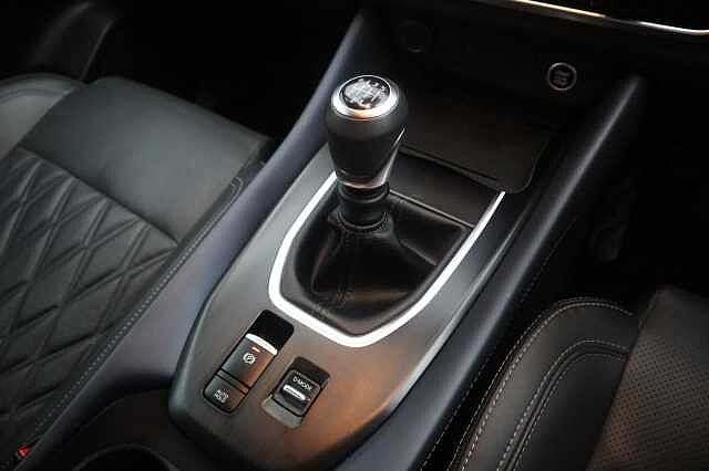 Nissan Qashqai 1.3 DIG-T MHEV Tekna+ SUV 5dr Petrol Hybrid Manual Euro 6 (s/s) (158 ps)