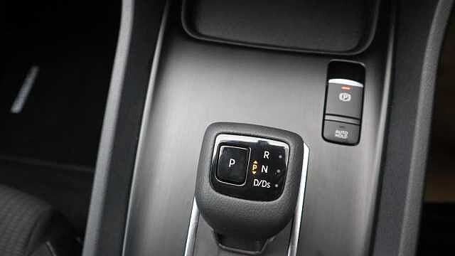 Nissan Qashqai 1.3 DIG-T MHEV Acenta Premium SUV 5dr Petrol Hybrid XTRON Euro 6 (s/s) (158 ps)