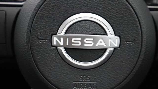 Nissan Qashqai 1.3 DIG-T MHEV Acenta Premium SUV 5dr Petrol Hybrid XTRON Euro 6 (s/s) (158 ps)