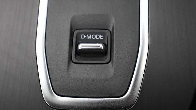 Nissan Qashqai 1.3 DIG-T MHEV Acenta Premium SUV 5dr Petrol Hybrid XTRON Euro 6 (s/s) (158 ps)