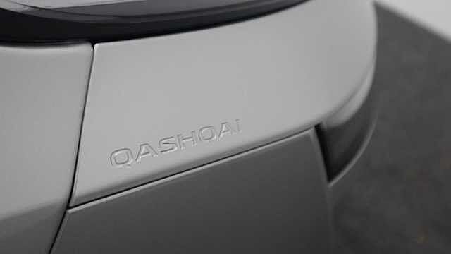 Nissan Qashqai 1.3 DIG-T MHEV Acenta Premium SUV 5dr Petrol Hybrid XTRON Euro 6 (s/s) (158 ps)