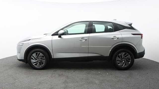 Nissan Qashqai 1.3 DIG-T MHEV Acenta Premium SUV 5dr Petrol Hybrid XTRON Euro 6 (s/s) (158 ps)