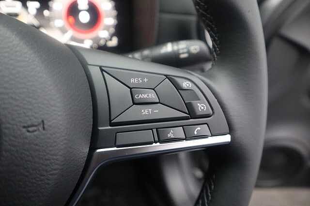 Nissan Juke 1.0 DIG-T N-Connecta SUV 5dr Petrol Manual Euro 6 (s/s) (114 ps)