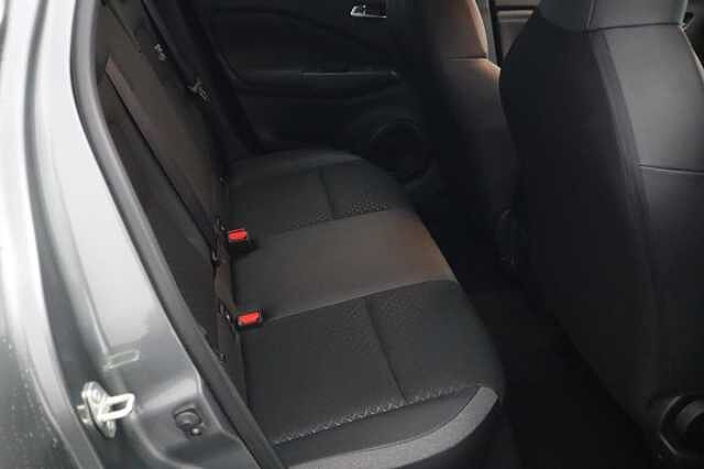 Nissan Juke 1.6 N-Connecta SUV 5dr Petrol Hybrid Auto Euro 6 (143 ps)