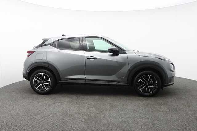 Nissan Juke 1.6 N-Connecta SUV 5dr Petrol Hybrid Auto Euro 6 (143 ps)