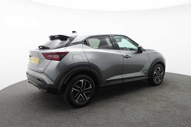 Nissan Juke 1.6 N-Connecta SUV 5dr Petrol Hybrid Auto Euro 6 (143 ps)