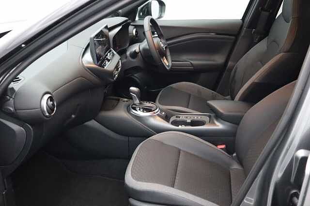 Nissan Juke 1.6 N-Connecta SUV 5dr Petrol Hybrid Auto Euro 6 (143 ps)