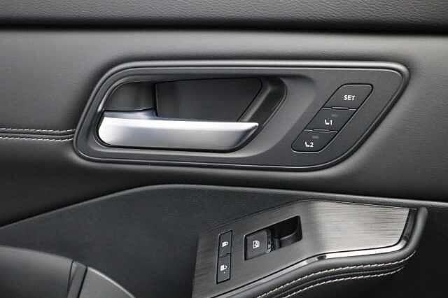 Nissan X-Trail 1.5 h e-POWER N-Trek SUV 5dr Petrol Hybrid Auto e-4ORCE Euro 6 (s/s) (213 ps)