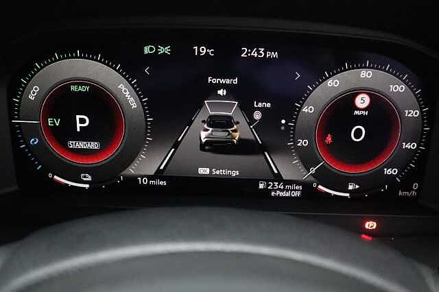 Nissan Juke 1.6 N-Connecta SUV 5dr Petrol Hybrid Auto Euro 6 (143 ps)