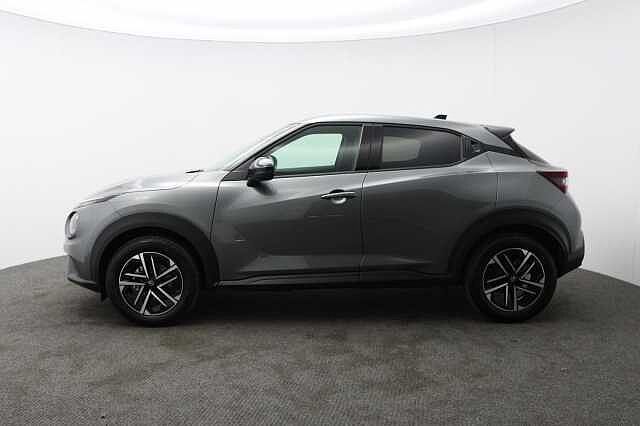 Nissan Juke 1.6 N-Connecta SUV 5dr Petrol Hybrid Auto Euro 6 (143 ps)