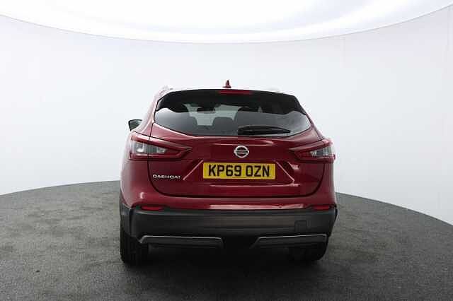 Nissan Qashqai 1.3 DIG-T N-Connecta SUV 5dr Petrol Manual Euro 6 (s/s) (160 ps)