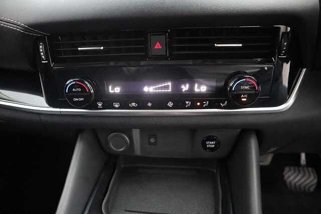 Nissan Qashqai 1.5 h e-POWER Kuro Edition SUV 5dr Petrol Hybrid Auto Euro 6 (s/s) (190 ps)