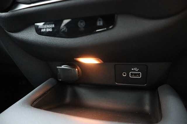 Nissan Juke 1.0 DIG-T N-Connecta SUV 5dr Petrol DCT Auto Euro 6 (s/s) (114 ps)