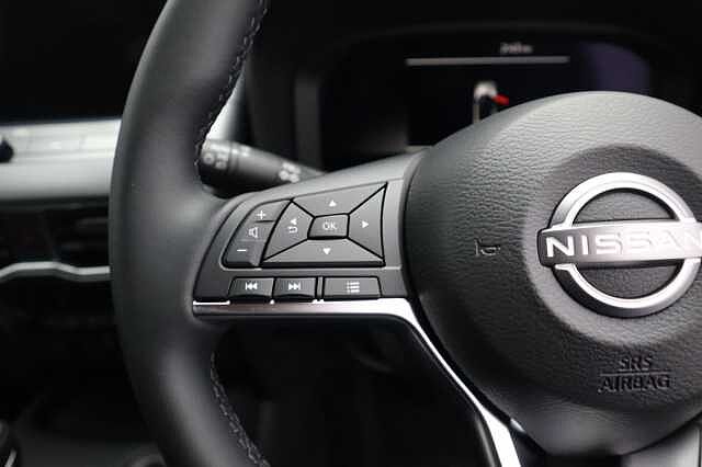 Nissan Juke 1.6 N-Connecta SUV 5dr Petrol Hybrid Auto Euro 6 (143 ps)