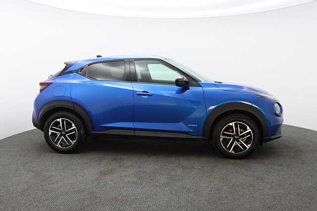 Nissan Juke 1.6 N-Connecta SUV 5dr Petrol Hybrid Auto Euro 6 (143 ps)