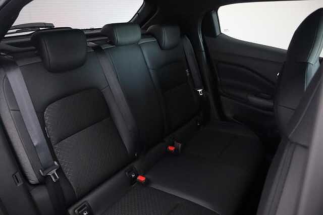 Nissan Juke 1.6 N-Connecta SUV 5dr Petrol Hybrid Auto Euro 6 (143 ps)