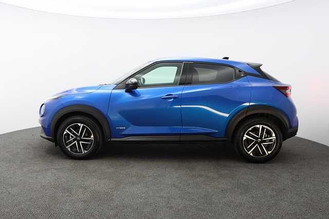 Nissan Juke 1.6 N-Connecta SUV 5dr Petrol Hybrid Auto Euro 6 (143 ps)