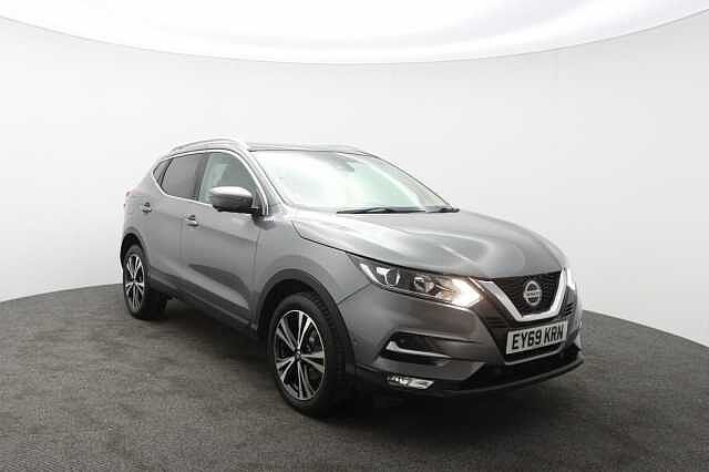 Nissan Qashqai 1.3 DIG-T N-Connecta SUV 5dr Petrol Manual Euro 6 (s/s) (140 ps)