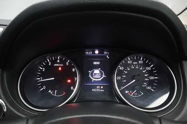 Nissan Qashqai 1.3 DIG-T N-Connecta SUV 5dr Petrol Manual Euro 6 (s/s) (140 ps)