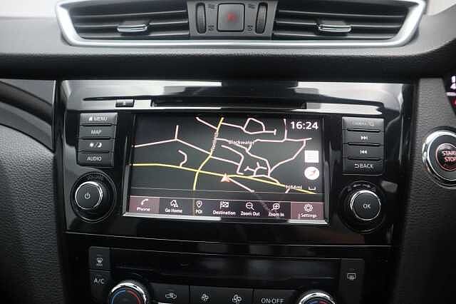 Nissan Qashqai 1.3 DIG-T N-Connecta SUV 5dr Petrol Manual Euro 6 (s/s) (140 ps)