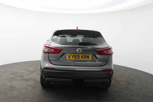 Nissan Qashqai 1.3 DIG-T N-Connecta SUV 5dr Petrol Manual Euro 6 (s/s) (140 ps)