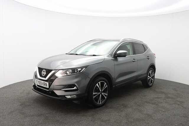 Nissan Qashqai 1.3 DIG-T N-Connecta SUV 5dr Petrol Manual Euro 6 (s/s) (140 ps)