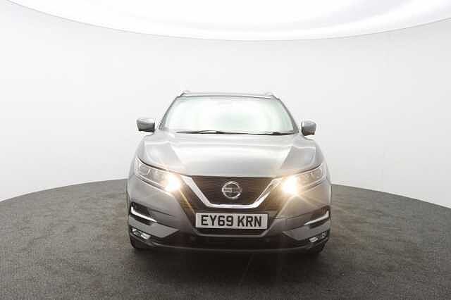 Nissan Qashqai 1.3 DIG-T N-Connecta SUV 5dr Petrol Manual Euro 6 (s/s) (140 ps)