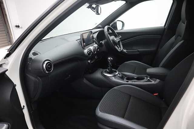 Nissan Juke 1.0 DIG-T N-Connecta SUV 5dr Petrol Manual Euro 6 (s/s) (114 ps)