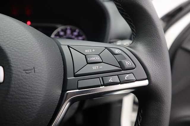 Nissan Juke 1.0 DIG-T N-Connecta SUV 5dr Petrol Manual Euro 6 (s/s) (114 ps)