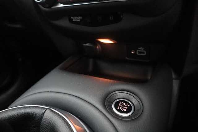 Nissan Juke 1.0 DIG-T N-Connecta SUV 5dr Petrol Manual Euro 6 (s/s) (114 ps)