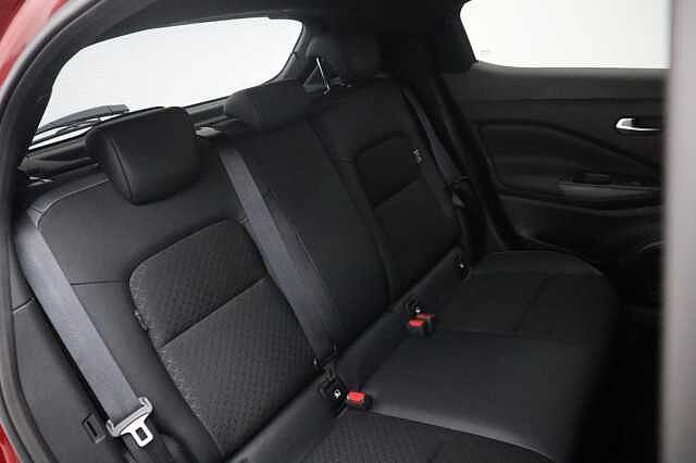 Nissan Juke 1.0 DIG-T N-Connecta SUV 5dr Petrol Manual Euro 6 (s/s) (114 ps)