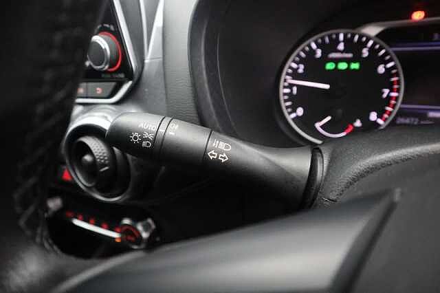 Nissan Juke 1.0 DIG-T N-Connecta SUV 5dr Petrol Manual Euro 6 (s/s) (114 ps)