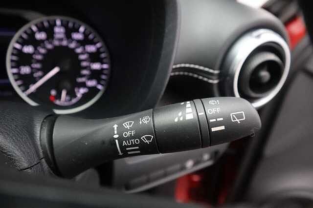 Nissan Juke 1.0 DIG-T N-Connecta SUV 5dr Petrol Manual Euro 6 (s/s) (114 ps)