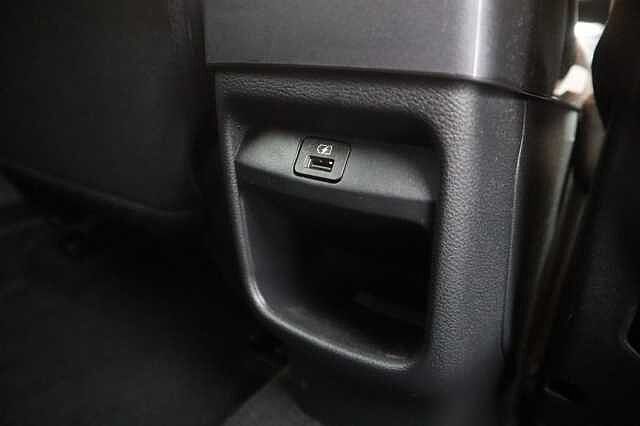 Nissan Juke 1.0 DIG-T N-Connecta SUV 5dr Petrol Manual Euro 6 (s/s) (114 ps)