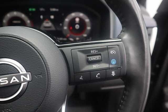 Nissan Qashqai 1.3 DIG-T MHEV Tekna+ SUV 5dr Petrol Hybrid Manual Euro 6 (s/s) (158 ps)
