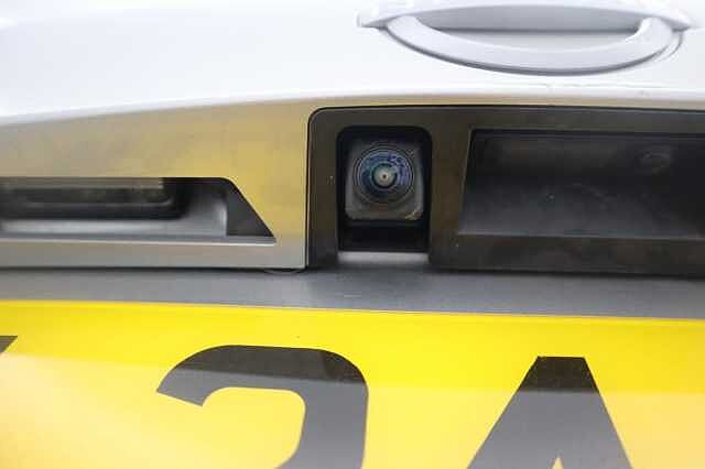 Nissan Juke 1.0 DIG-T N-Connecta SUV 5dr Petrol Manual Euro 6 (s/s) (114 ps)