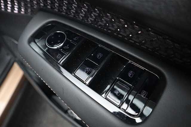 Nissan ARIYA 87kWh Evolve SUV 5dr Electric Auto e-4ORCE 22kW Charger (306 ps)